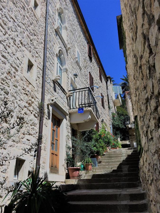 Apartman Pod Forticu Hvar Town Dış mekan fotoğraf